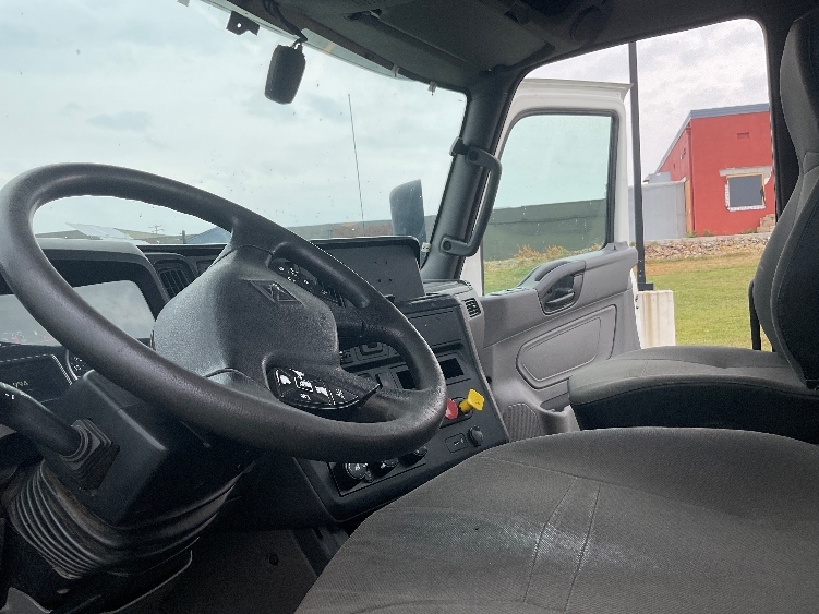 2019 International LT in Akron, OH — photo 10