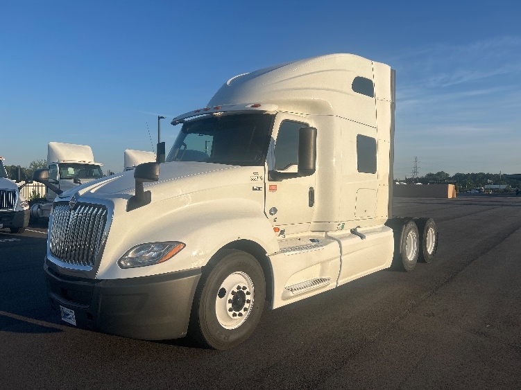 2019 International LT in Concord, NC — photo 3