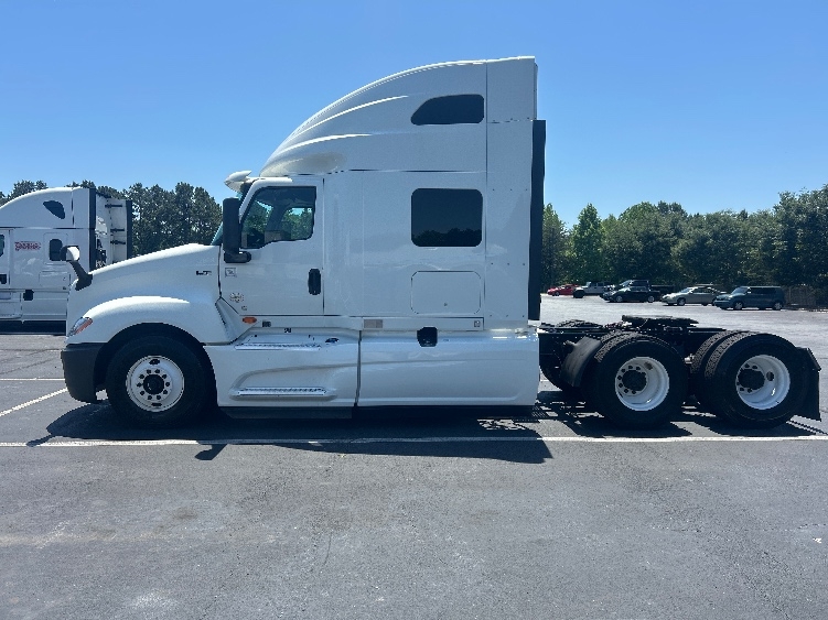 2020 International LT in Greensboro, NC — photo 4