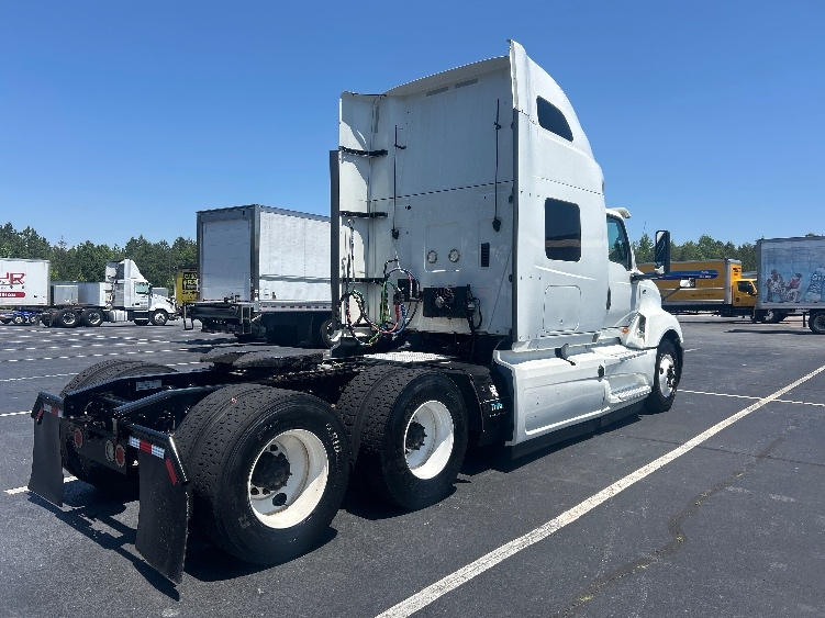2020 International LT in Greensboro, NC — photo 7
