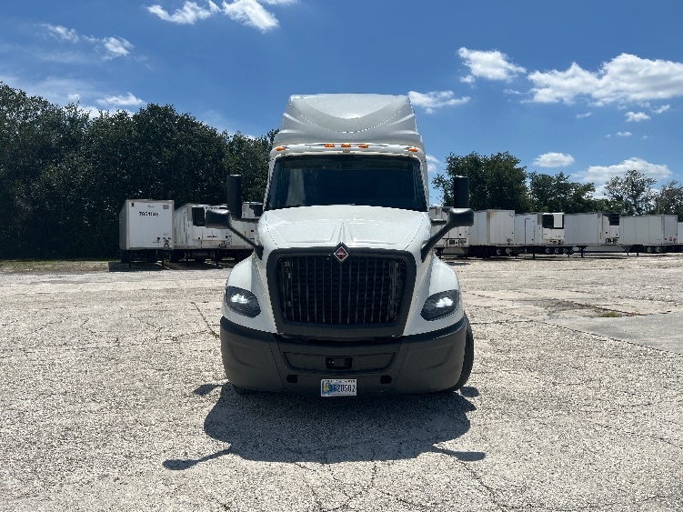 2020 International LT in Tampa, FL — photo 2