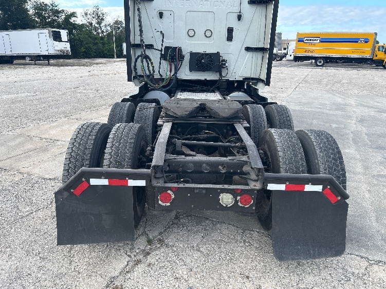 2020 International LT in Tampa, FL — photo 6
