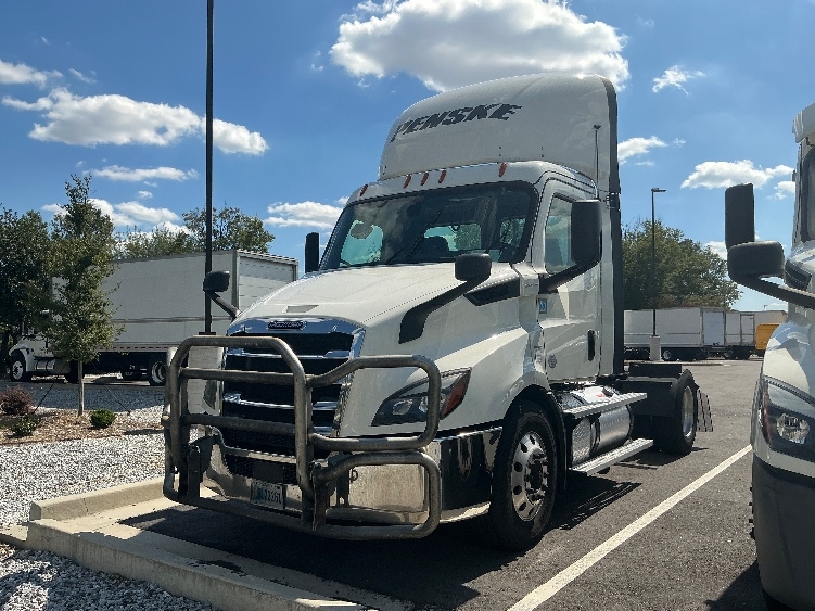 2020 Freightliner Cascadia in Atlanta (Forest Park), GA — photo 3