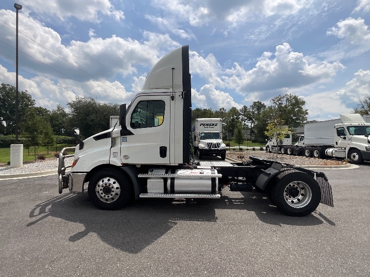 2020 Freightliner Cascadia in Atlanta (Forest Park), GA — photo 4