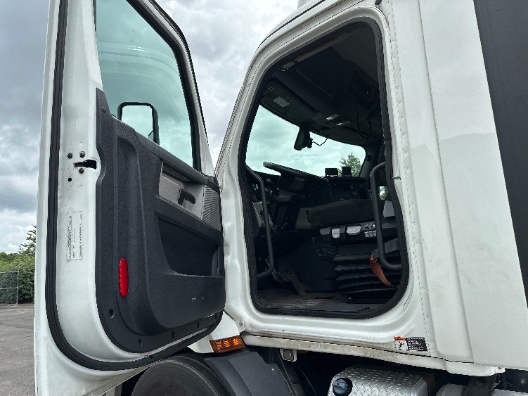 2020 Freightliner in Nashville (Mount Juliet), TN — photo 9