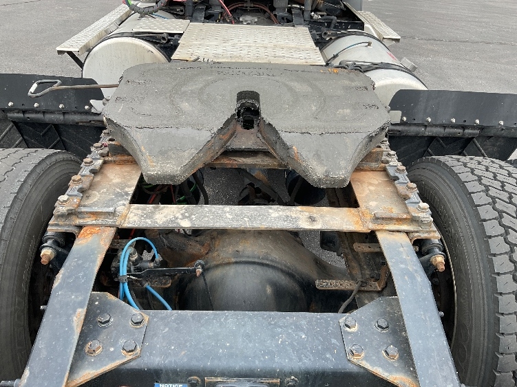2021 Freightliner Cascadia in Indianapolis, IN — photo 6