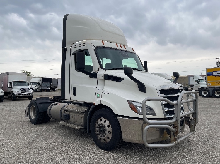 2021 Freightliner Cascadia in Elkhart, IN