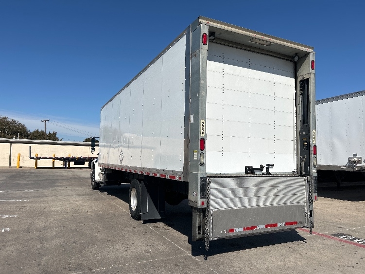 2021 Freightliner M2 106 in Carrollton, TX — photo 6