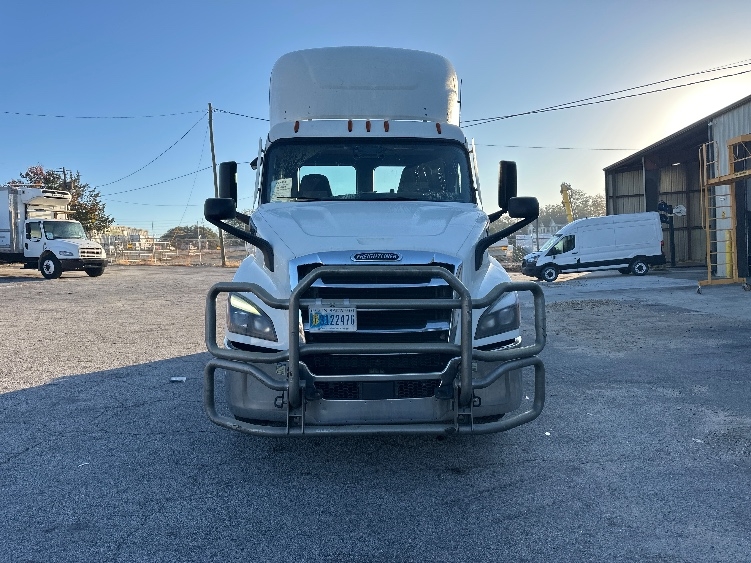 2021 Freightliner Cascadia in Atlanta (Conyers), GA — photo 2
