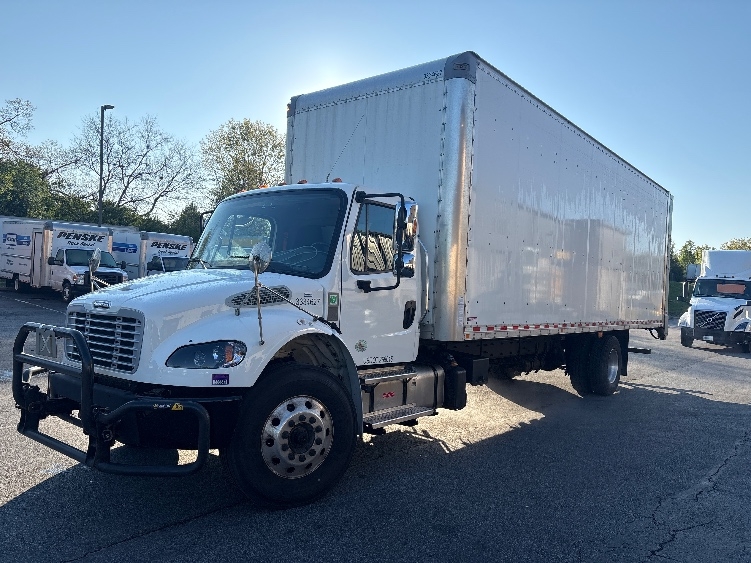 2022 Freightliner eM2 in Montgomery, NY — photo 3