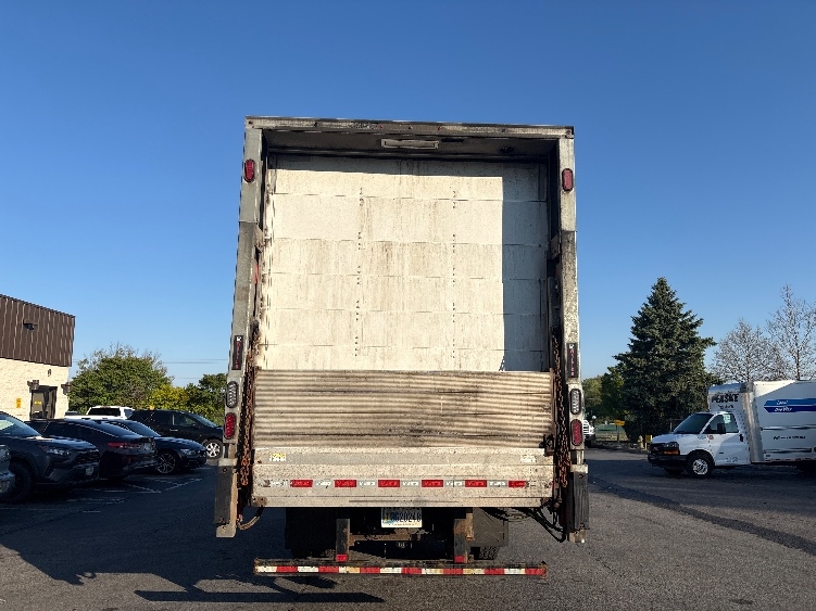 2022 Freightliner eM2 in Montgomery, NY — photo 7