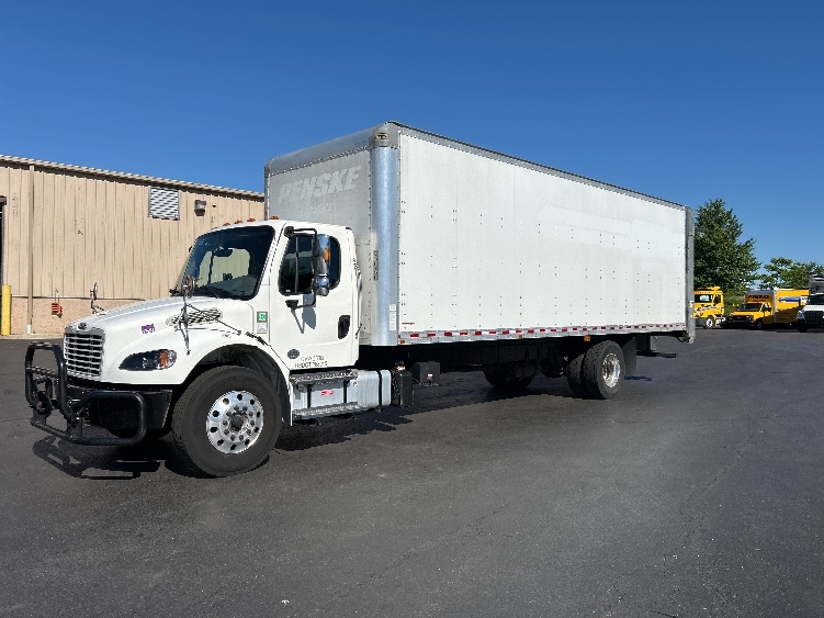 2022 Freightliner eM2 in Bethlehem, PA — photo 3