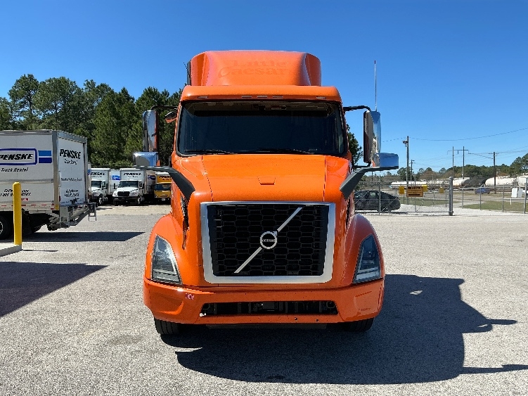 2020 Volvo in Gulfport, MS — photo 2