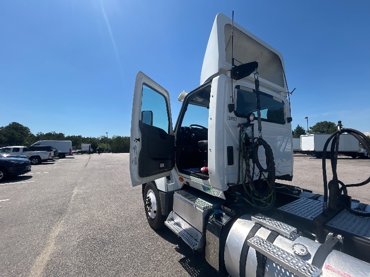 2019 International LT in Prince George, VA — photo 9