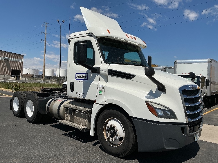2020 Freightliner Cascadia