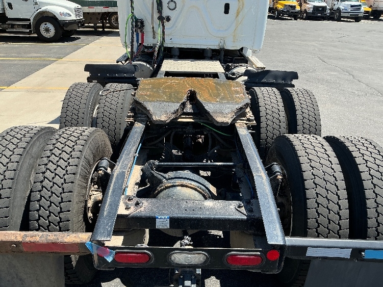 2020 Freightliner Cascadia in Denver, CO — photo 6