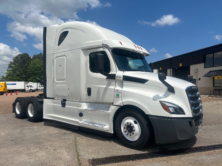 2020 Freightliner Cascadia