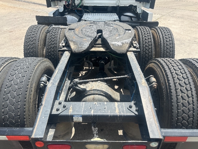 2020 Freightliner Cascadia in Jackson, MS — photo 6