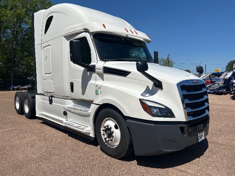 2020 Freightliner Cascadia