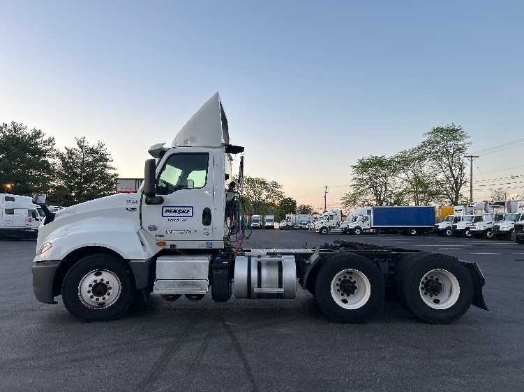 2020 International LT in Louisville, KY — photo 4