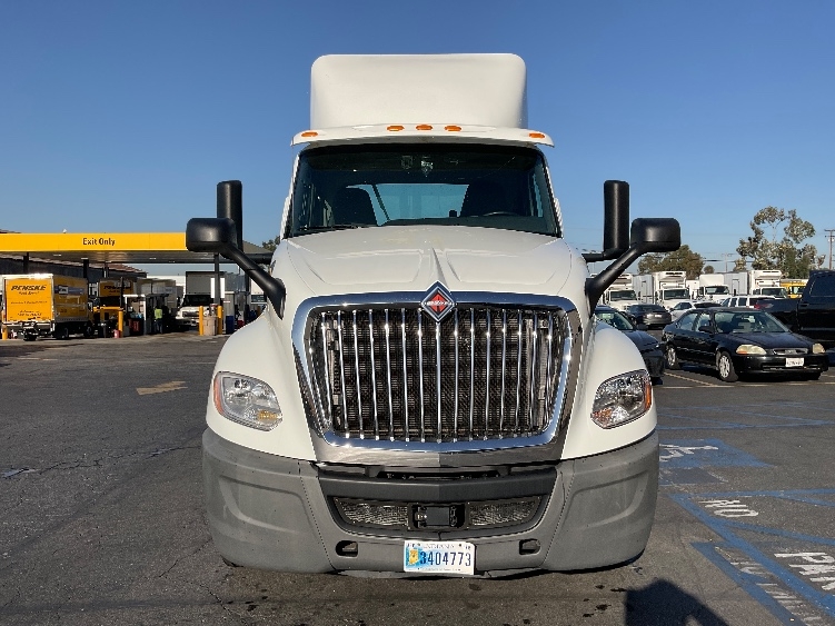 2020 International LT in Torrance, CA — photo 2