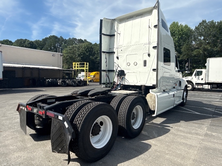 2020 International LT in Norcross, GA — photo 7