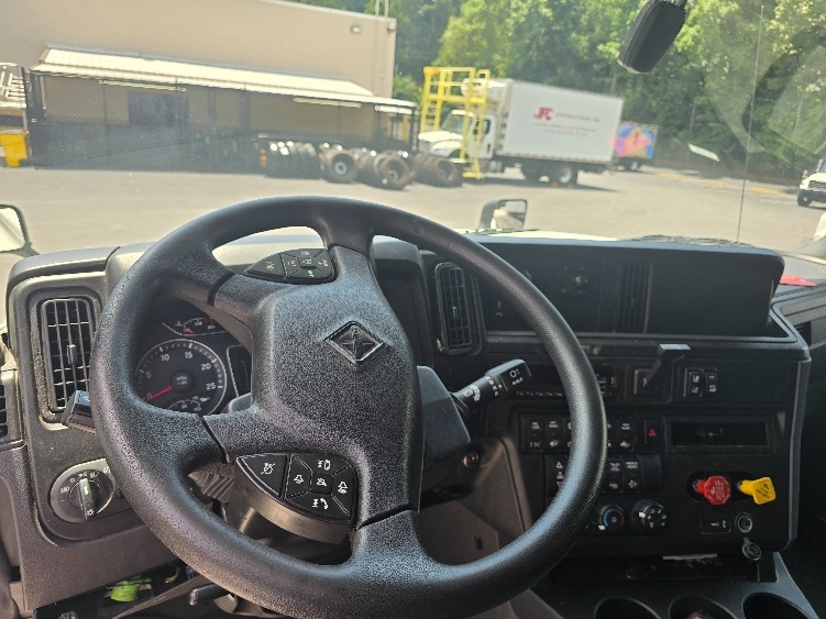 2020 International LT in Atlanta (Conyers), GA — photo 10