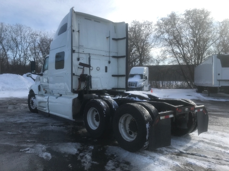 2020 International LT in Brooklyn Park, MN — photo 5