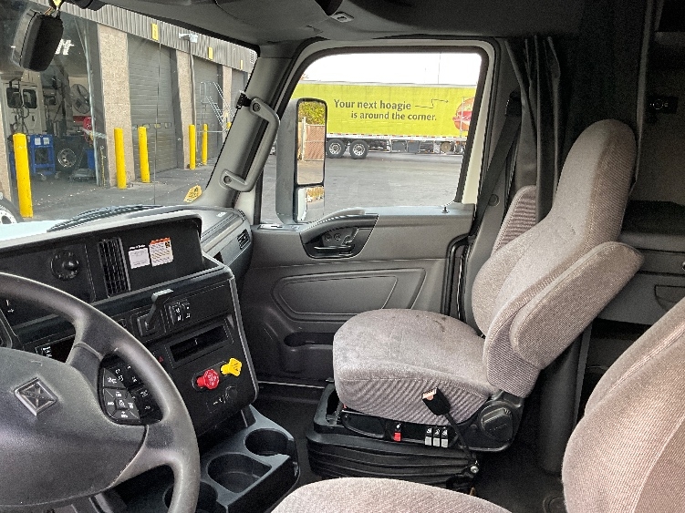 2020 International LT in Swedesboro, NJ — photo 10