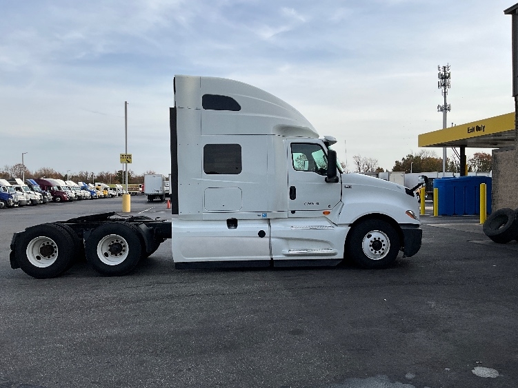 2020 International LT in Swedesboro, NJ — photo 8