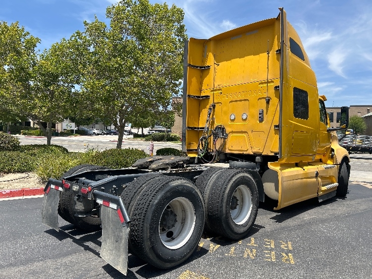 2020 International LT in Torrance, CA — photo 7