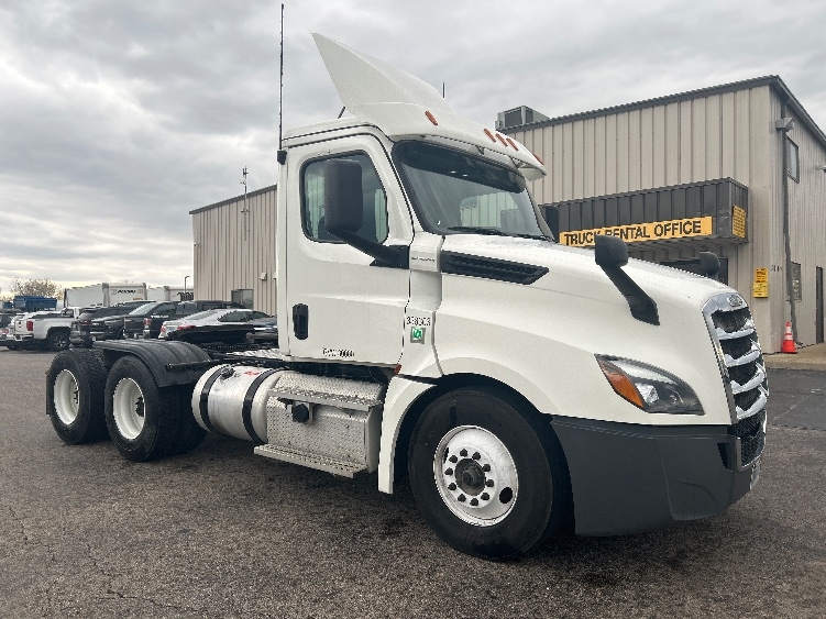 2020 Freightliner Cascadia