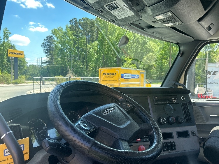 2020 Freightliner Cascadia in Ladson, SC — photo 10