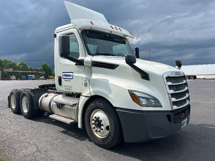 2020 Freightliner Cascadia