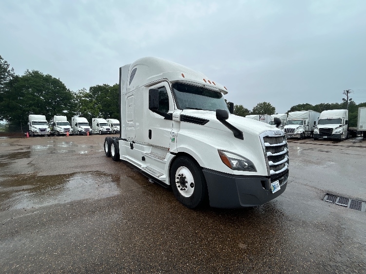 2020 Freightliner Cascadia