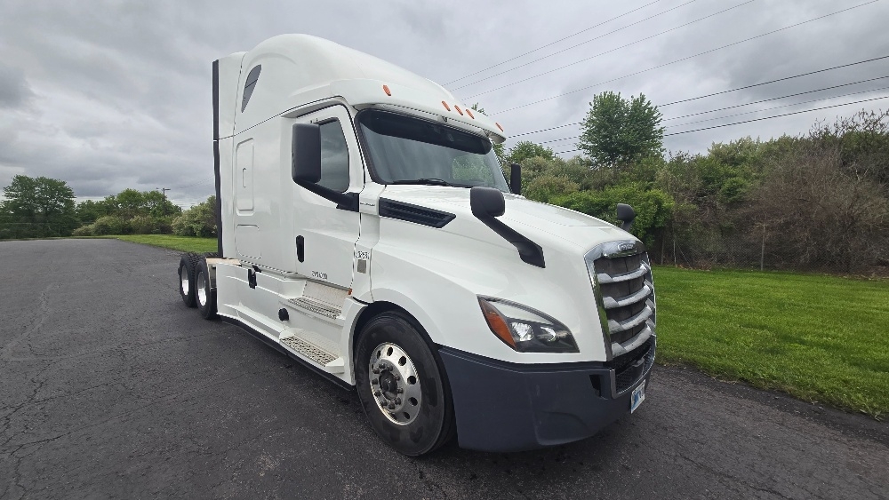 2020 Freightliner Cascadia