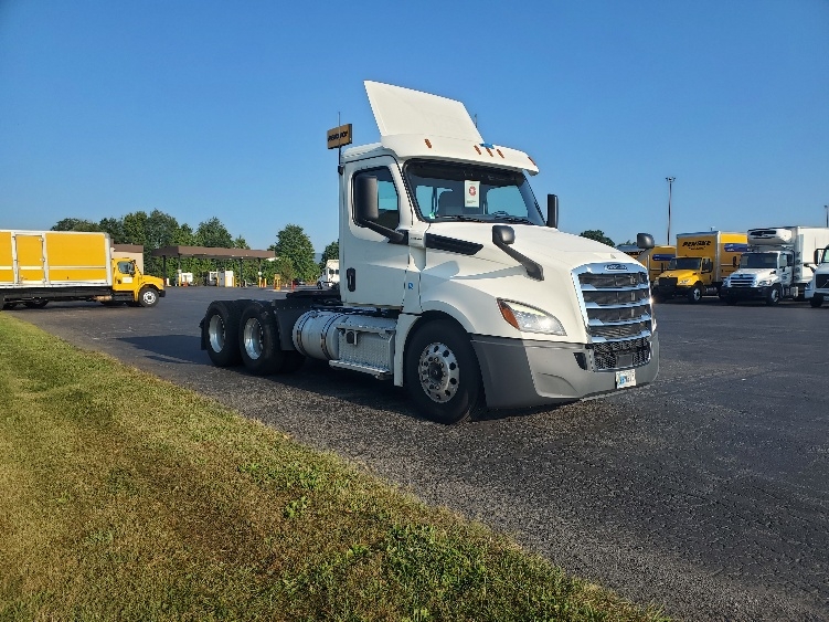 2020 Freightliner Cascadia