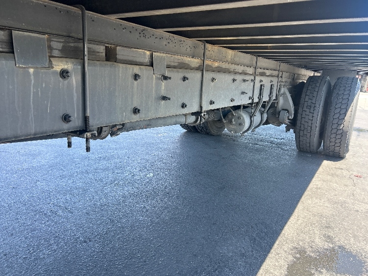 2020 Freightliner eM2 in Stockton, CA — photo 5