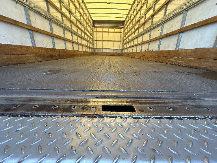 2020 Freightliner eM2 in Stockton, CA — photo 9