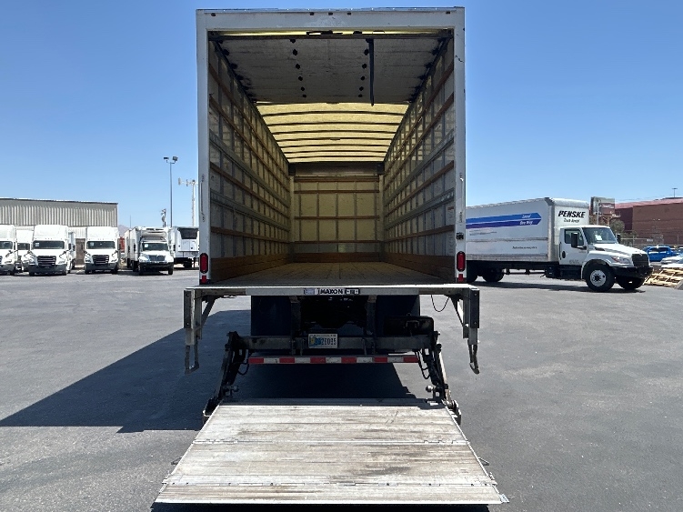 2020 Freightliner M2 106 in Phoenix, AZ — photo 9