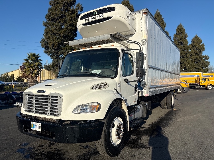 2020 Freightliner M2 106 in West Sacramento, CA — photo 3