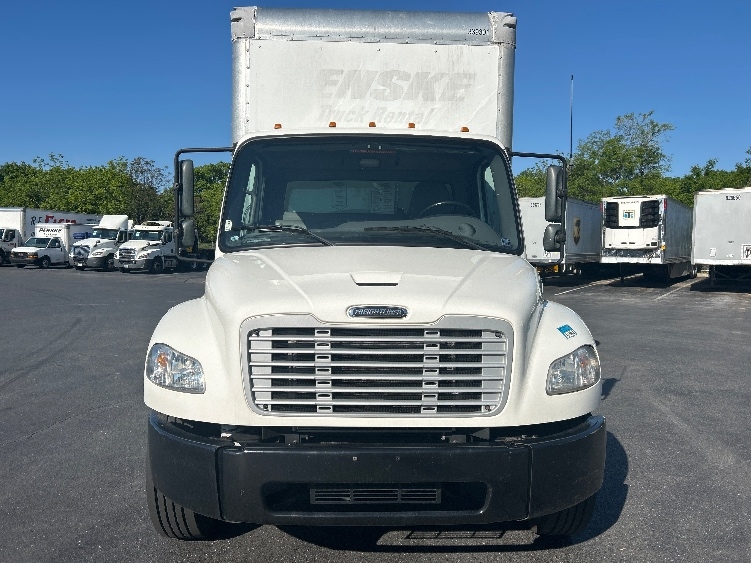 2020 Freightliner eM2 in Harrisburg, PA — photo 2