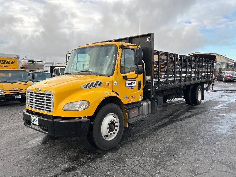 2020 Freightliner M2 106 in South San Francisco, CA — photo 3