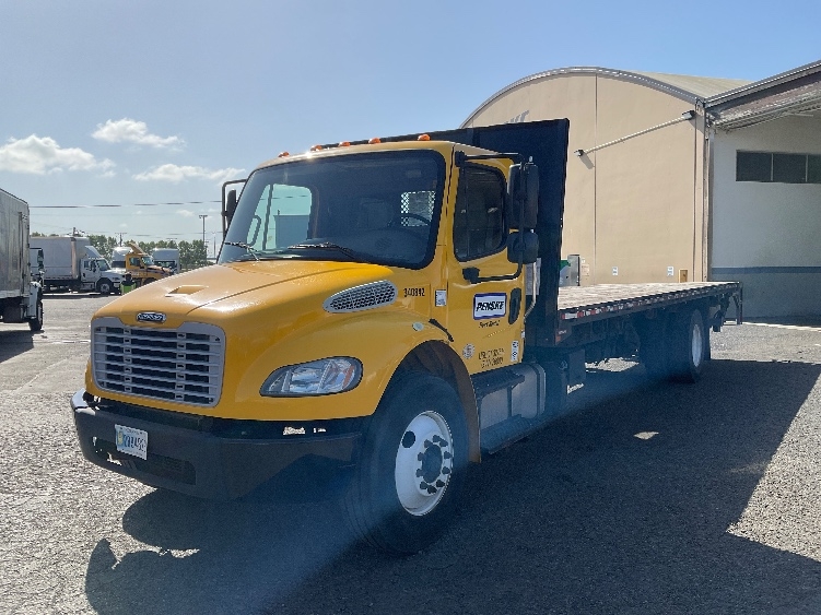 2020 Freightliner M2 106 in Tacoma, WA — photo 3