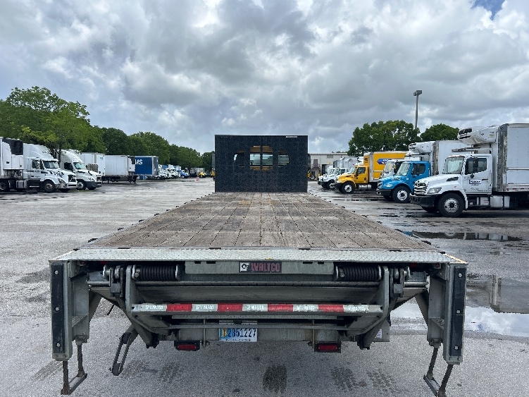 2020 Freightliner eM2 in Miami, FL — photo 8