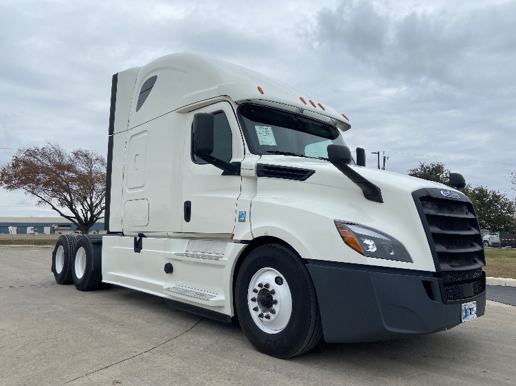 2020 Freightliner Cascadia
