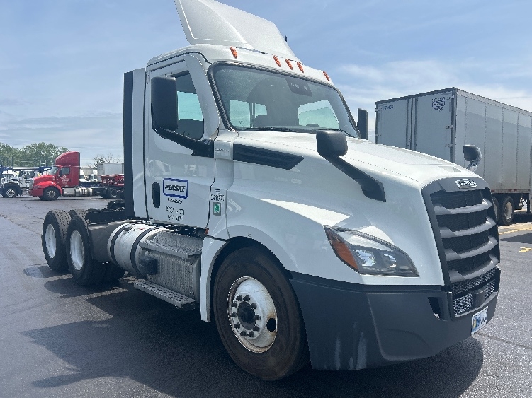 2021 Freightliner Cascadia