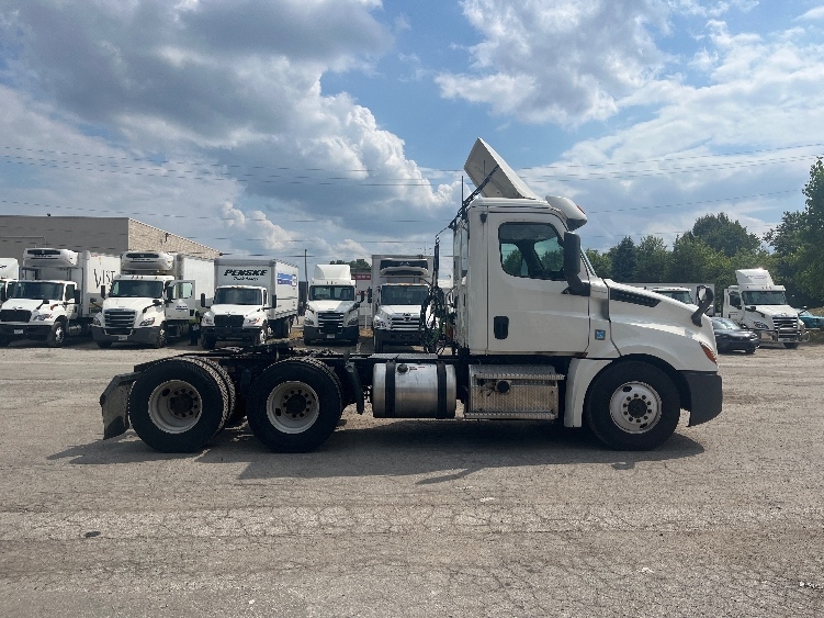2020 Freightliner in Middlefield, OH — photo 8