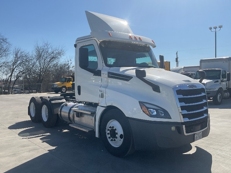 2020 Freightliner Cascadia