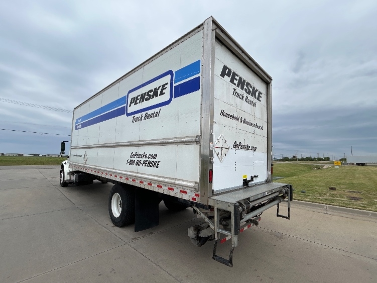 2020 Freightliner eM2 in Wichita, KS — photo 6